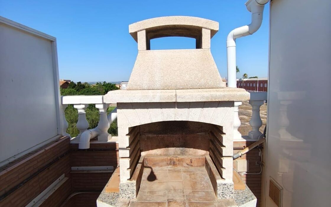 Бунгало в Торревьехе 3 комнаты с бассейном и зонами отдыха