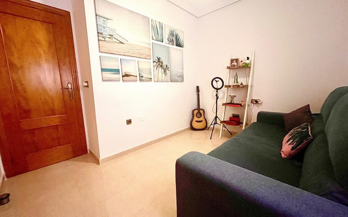 Бунгало 73 кв.м в Ориуэла Коста рядом с морем