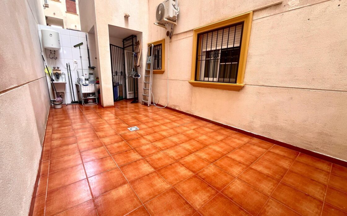 Бунгало 73 кв.м в Ориуэла Коста рядом с морем