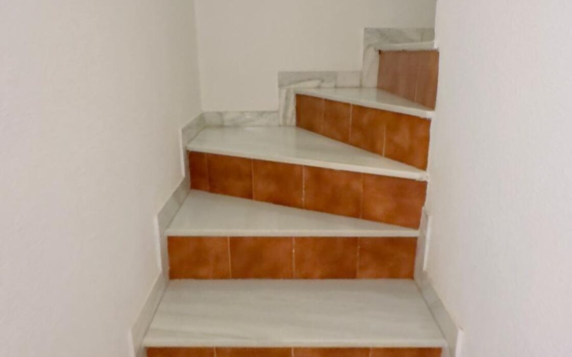 Бунгало в Торревьехе 86 кв.м, 300 м до моря, с балконом