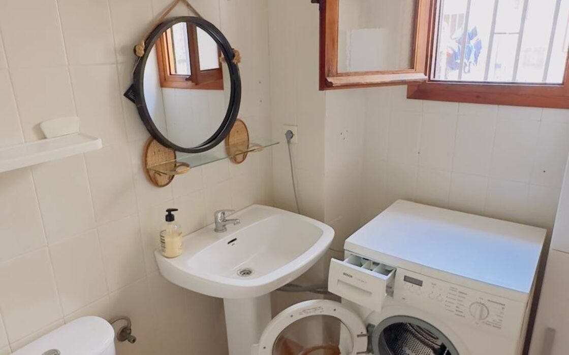 Бунгало в Торревьехе 86 кв.м, 300 м до моря, с балконом