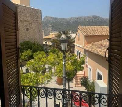 Бунгало 258 кв.м в историческом центре Кальпы с террасами