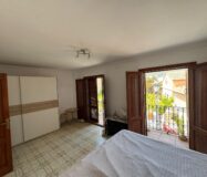 Бунгало 258 кв.м в историческом центре Кальпы с террасами