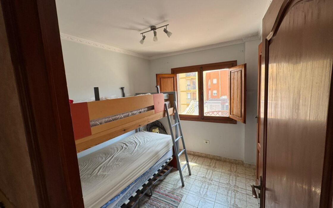 Бунгало 258 кв.м в историческом центре Кальпы с террасами