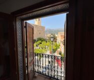 Бунгало 258 кв.м в историческом центре Кальпы с террасами