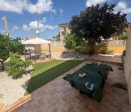 Бунгало в San Miguel de Salinas с бассейном 45 кв.м