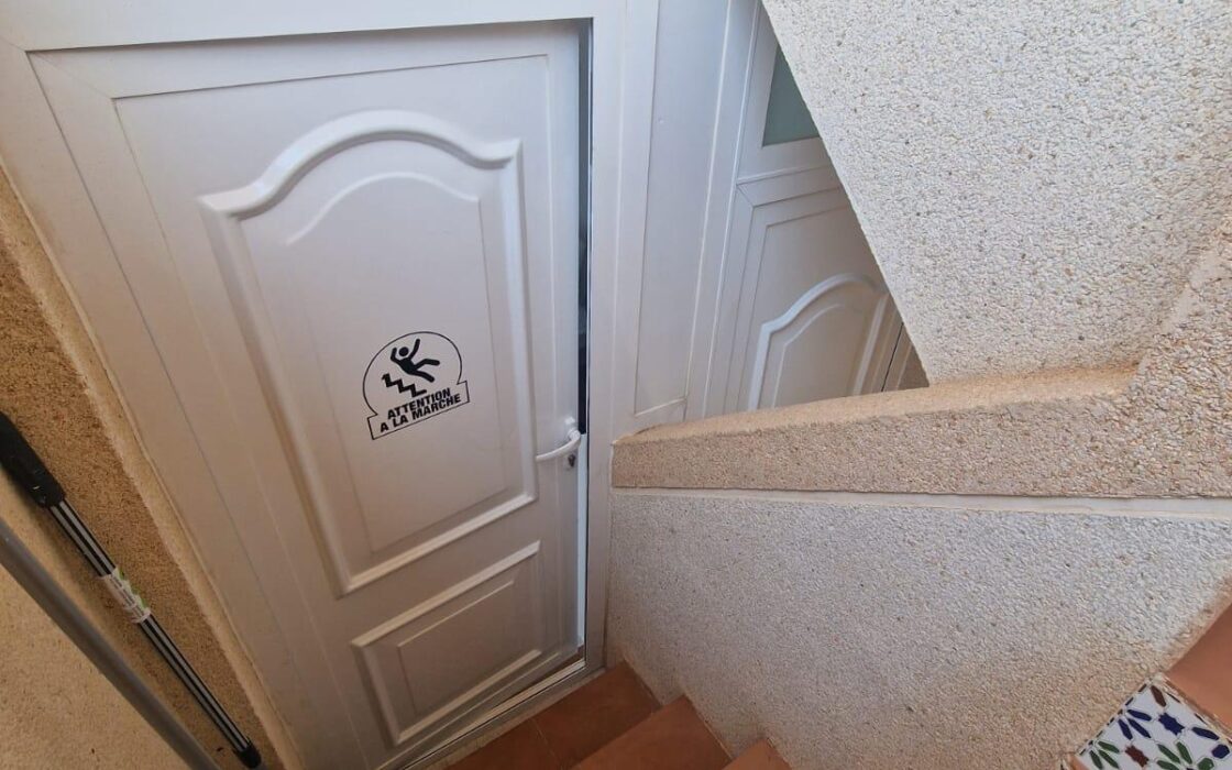 Бунгало 53 кв.м в Торревьехе с террасой у моря