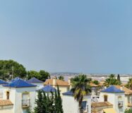 Бунгало 53 кв.м в Торревьехе с террасой у моря