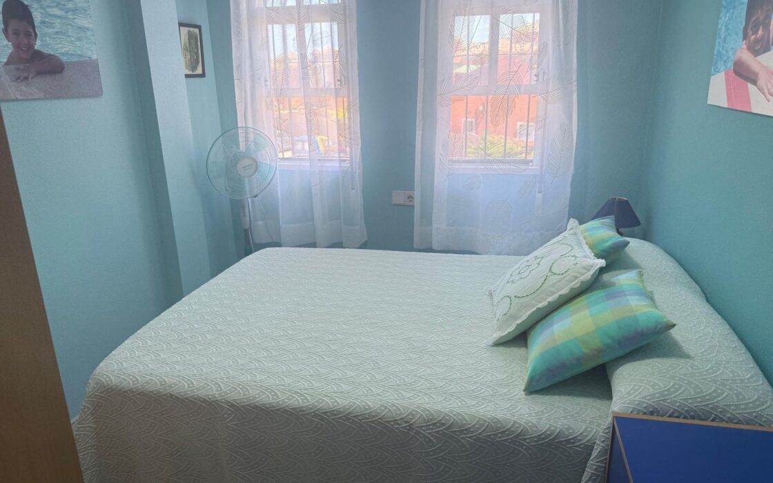 Бунгало 70 кв.м в Ориуэла Косте у моря с 3 спальнями