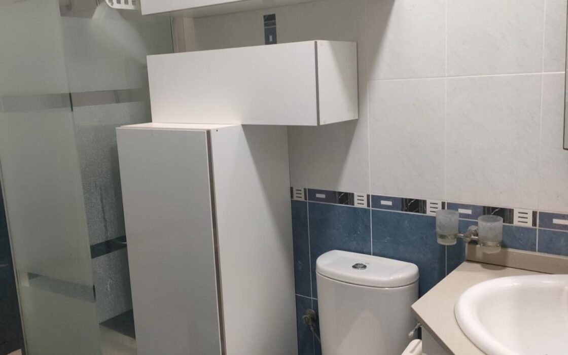 Бунгало с террасой в Лос-Анджелесе, 2 спальни, 60 кв.м