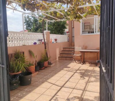 Бунгало с террасой в Лос-Фруталесе 2 спальни 60 кв.м