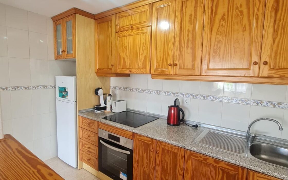 Бунгало в Ориуэла Коста с террасой 58 кв.м у моря