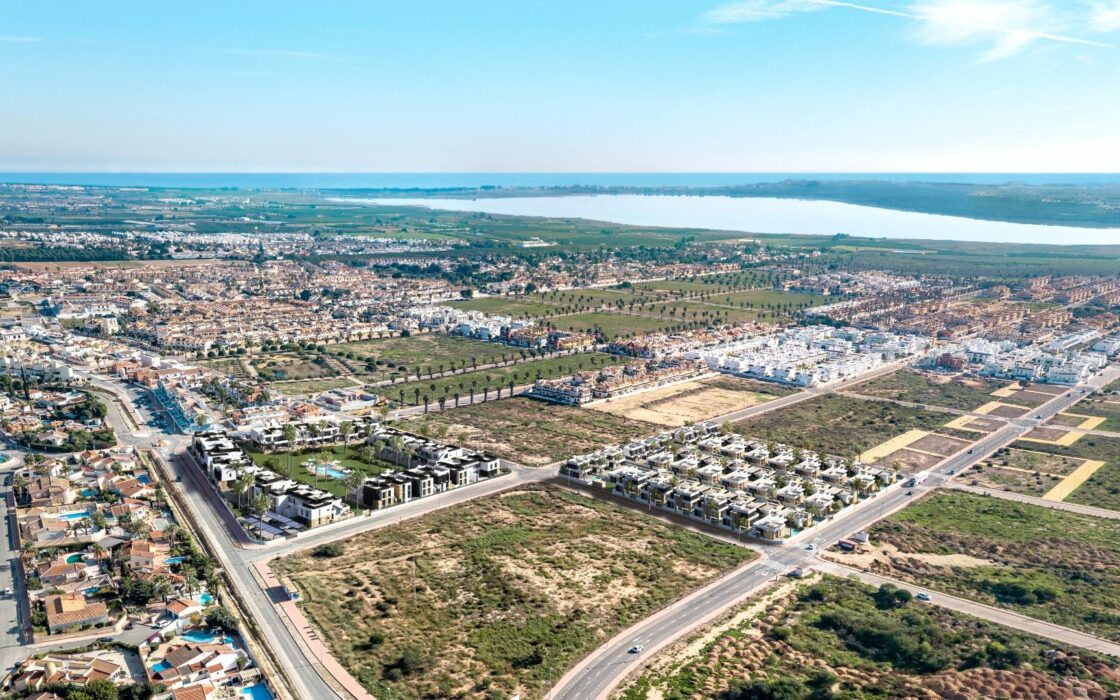 Бунгало в Сьюдад Кесада 73 кв.м с террасой у моря