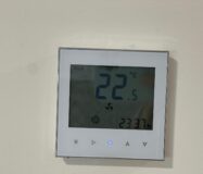 Стильне бунгало з терасою в Торрев’єсі 73 кв.м біля моря