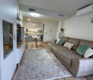 Стильне бунгало з терасою в Торрев’єсі 73 кв.м біля моря