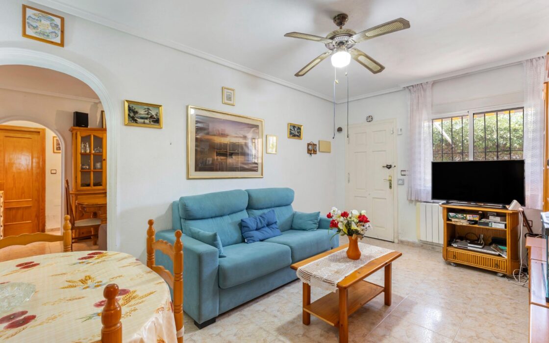 Бунгало в Торревьехе у моря с видом 87 кв.м, 5 комнат