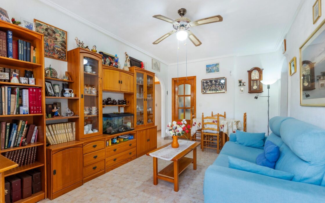 Бунгало в Торревьехе у моря с видом 87 кв.м, 5 комнат