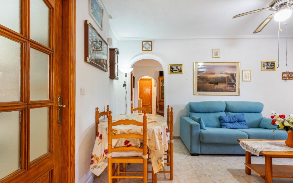 Бунгало в Торревьехе у моря с видом 87 кв.м, 5 комнат