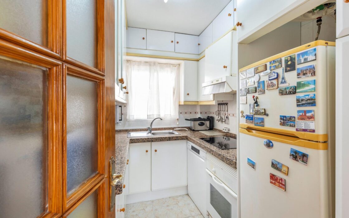 Бунгало в Торревьехе у моря с видом 87 кв.м, 5 комнат