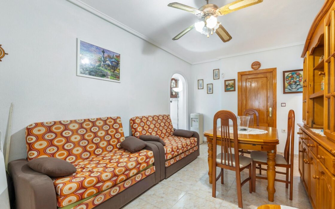 Бунгало в Торревьехе у моря с видом 87 кв.м, 5 комнат