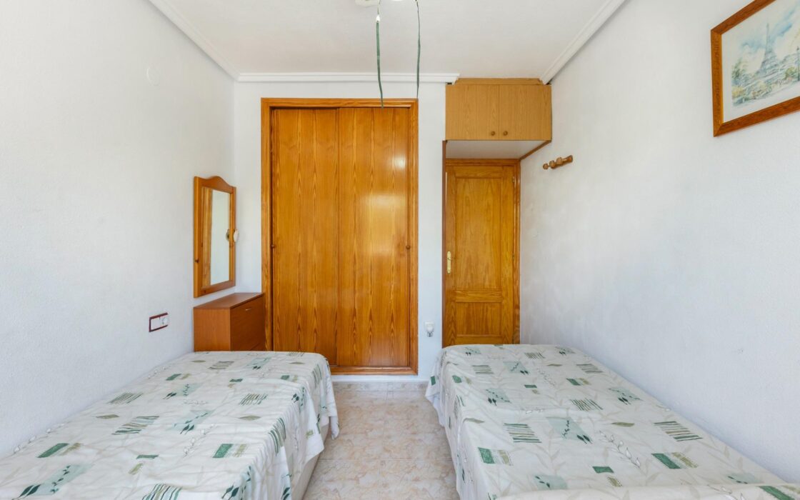 Бунгало в Торревьехе у моря с видом 87 кв.м, 5 комнат