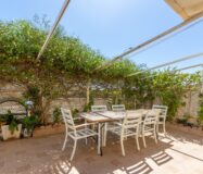 Бунгало в Торревьехе у моря с видом 87 кв.м, 5 комнат