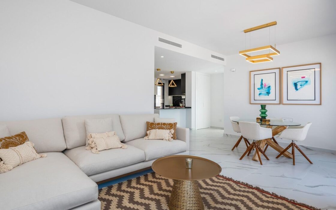 Бунгало 92 кв.м с видом на море в San Miguel de Salinas