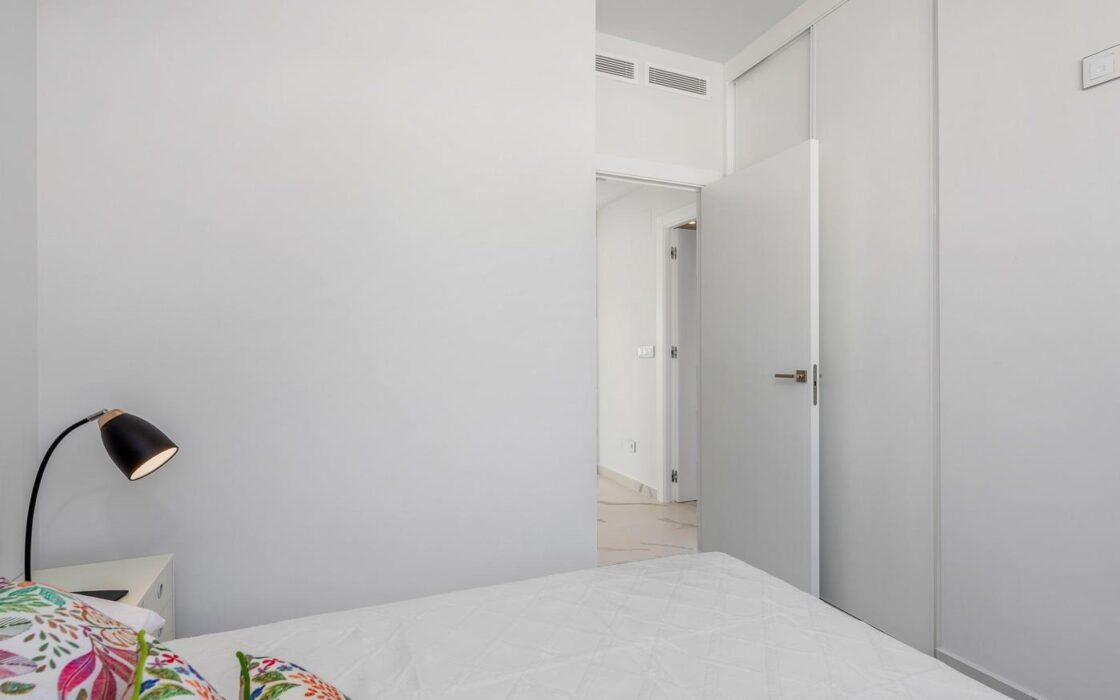 Бунгало 92 кв.м с видом на море в San Miguel de Salinas