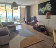 Бунгало в Аликанті біля моря з терасою 135 кв.м