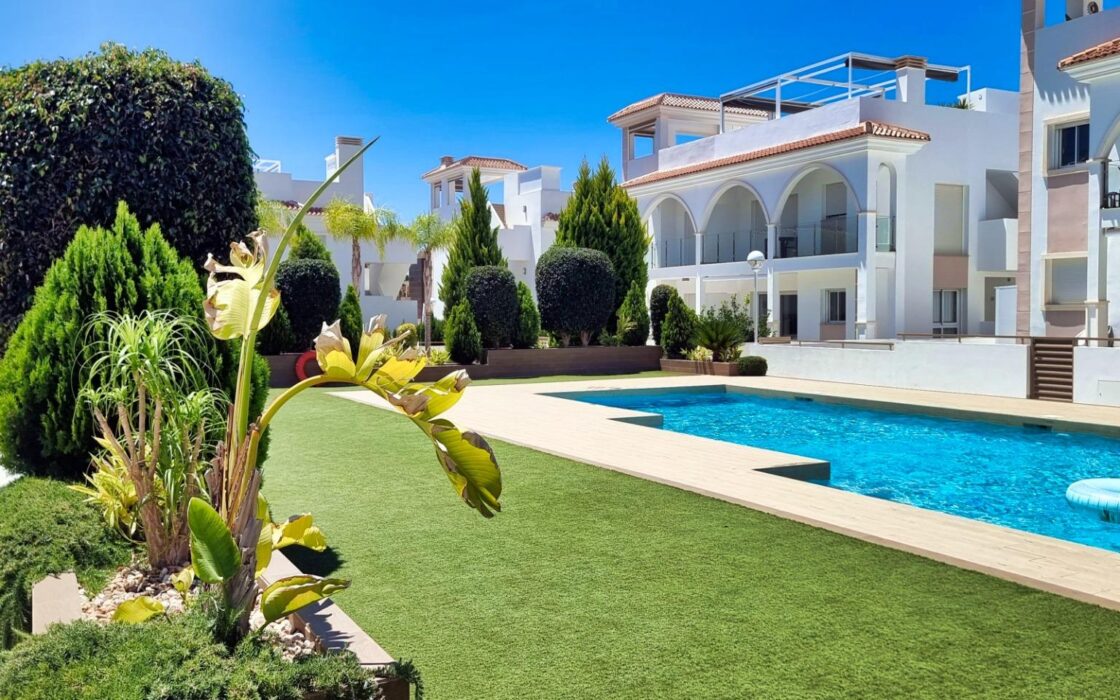 Бунгало 80 кв.м в Сьюдад Кесада, 10 км до моря