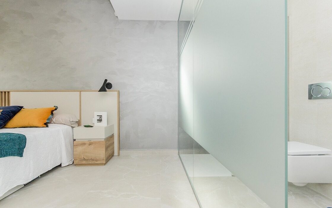 Бунгало з басейном у Сан-Мігель-де-Салінас від 92 кв.м.