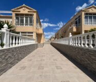 Бунгало в Торревьехе с террасой 70 кв.м в районе Torreta Florida