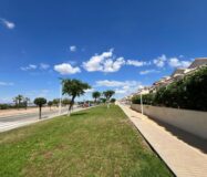 Бунгало в Торревьехе с террасой 70 кв.м в районе Torreta Florida