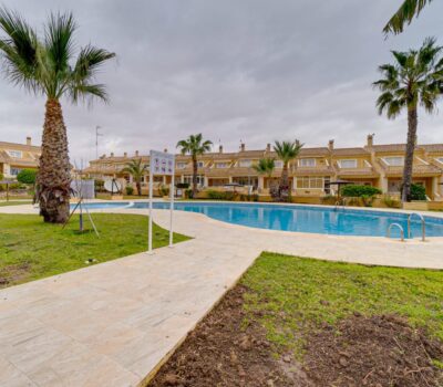 Кутовий будинок в Лос-Альтос з видом на море 350 кв.м