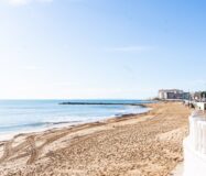 Нові бунгало з терасою в Лос Балконес Торрев’єха 75 кв.м