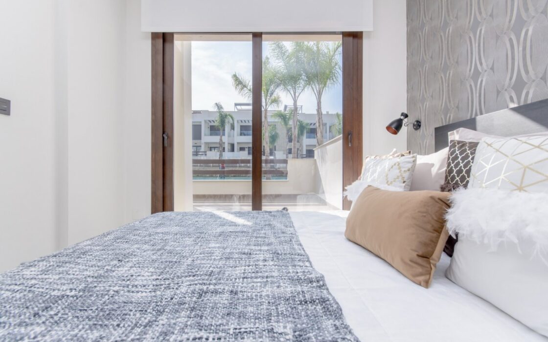 Новые бунгало с террасами в Лос Балконес, Торревьеха