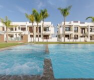 Новые бунгало с террасами в Лос Балконес, Торревьеха