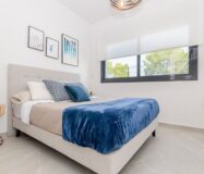 Нові бунгало з солярієм у Сан-Мігель-де-Салинас