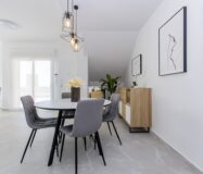 Нові бунгало з терасою в Сан-Мігель-де-Салінас 92 кв.м