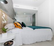 Нові бунгало з терасою в Сан-Мігель-де-Салінас 92 кв.м