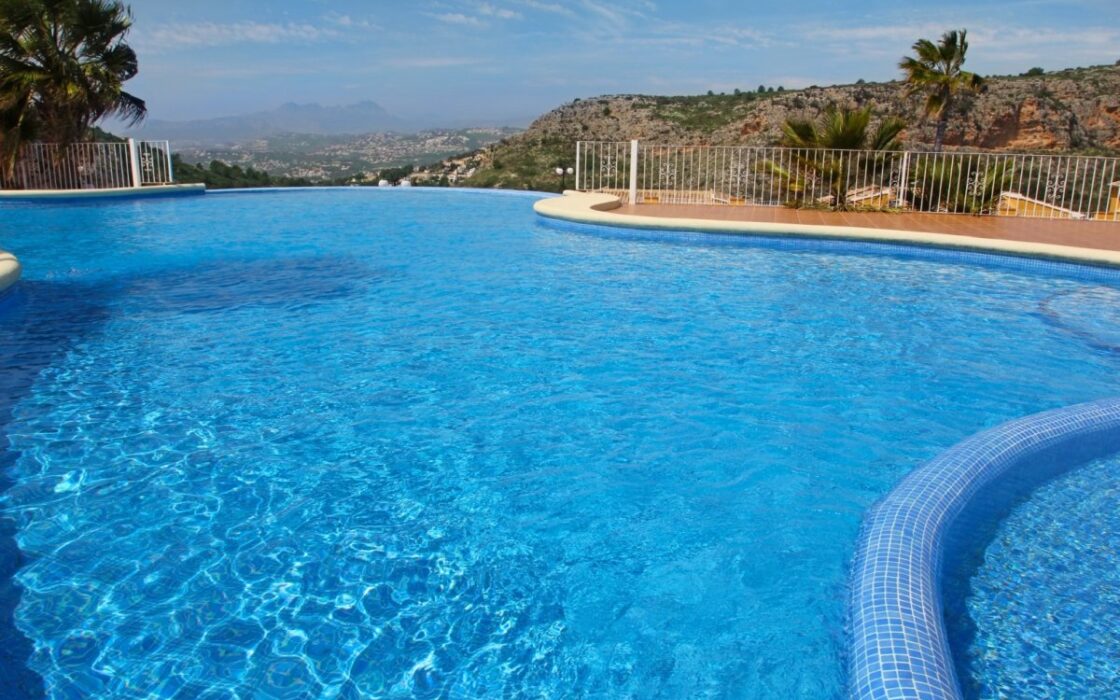 Сучасні апартаменти з терасою в Бенитачеле 179 кв.м