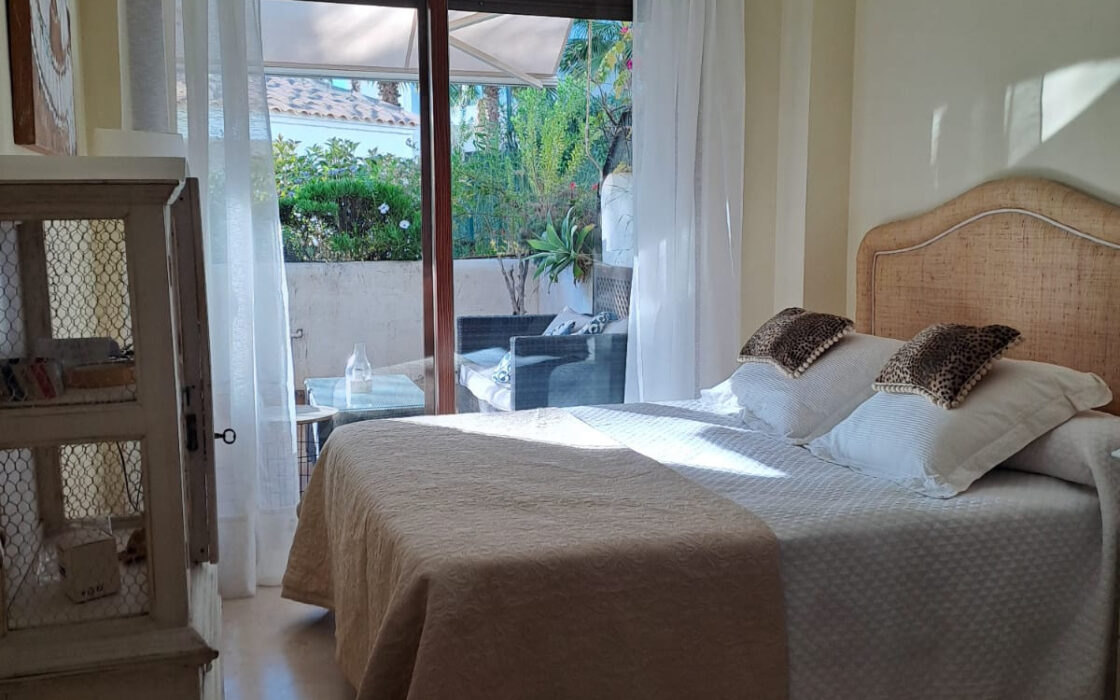 Стильная 1-комнатная квартира в 300 м от пляжа Косталита, 55 кв.м