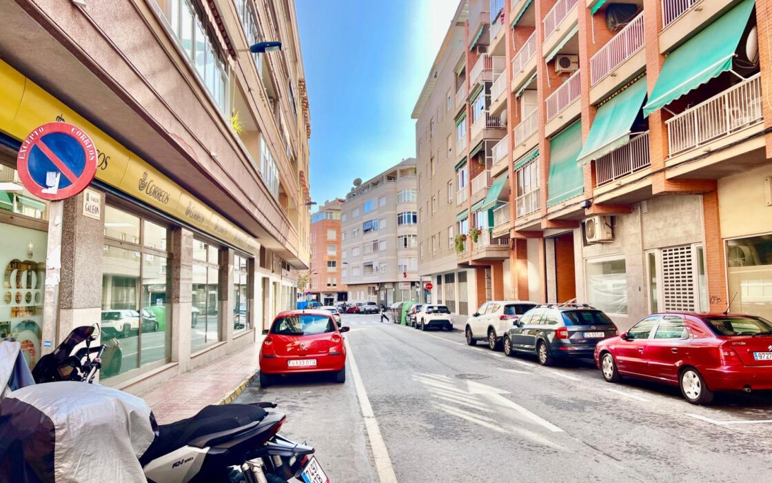 Апартаменты у моря в Торревьехе 53 кв.м с террасой