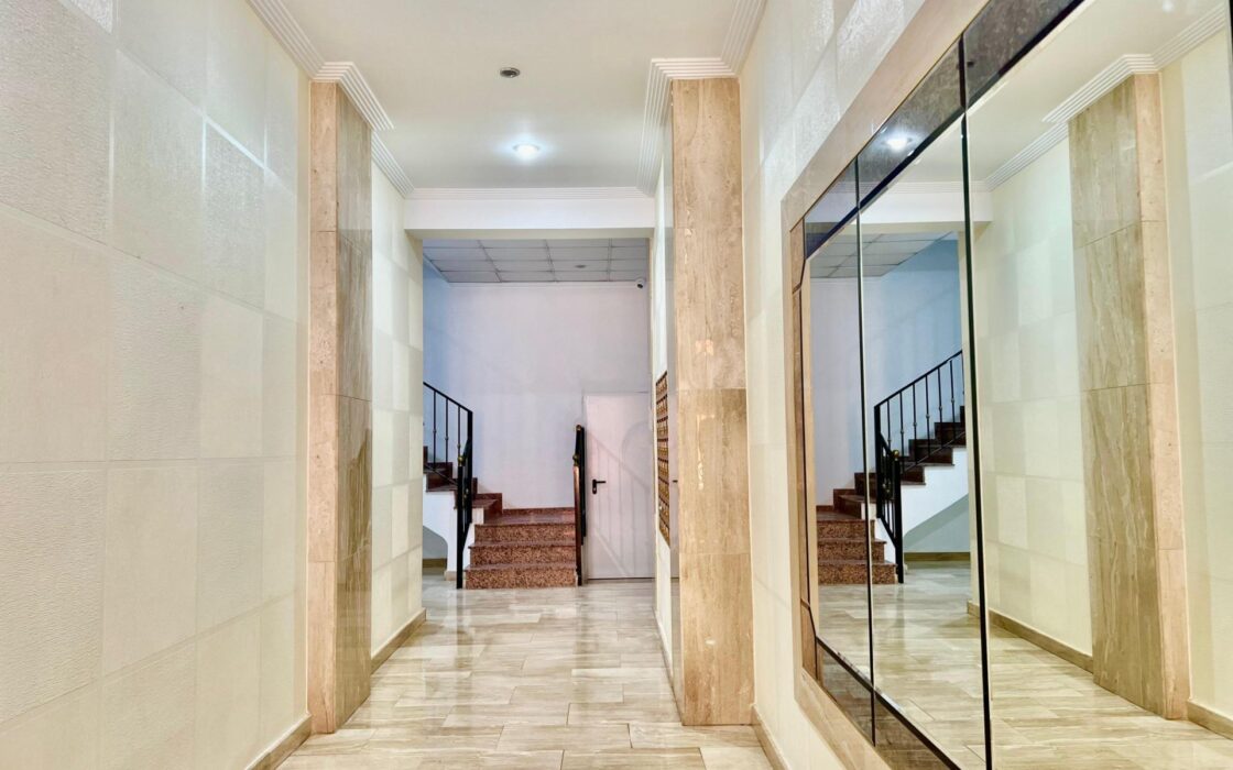 Апартаменты у моря в Торревьехе 53 кв.м с террасой