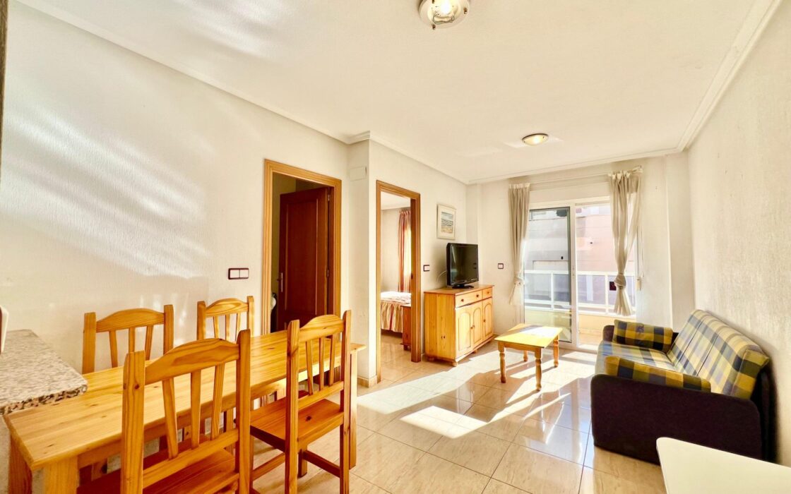 Апартаменты у моря в Торревьехе 53 кв.м с террасой