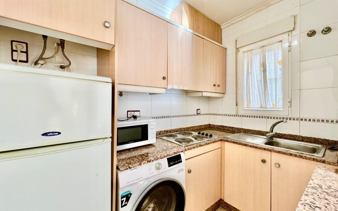 Апартаменты у моря в Торревьехе 53 кв.м с террасой