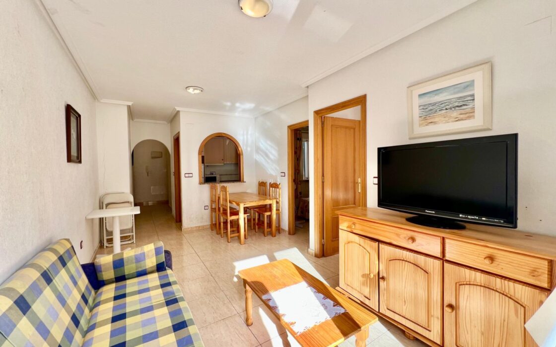 Апартаменты у моря в Торревьехе 53 кв.м с террасой