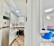 Апартамент в Торревьехе 81 кв.м с видом на море