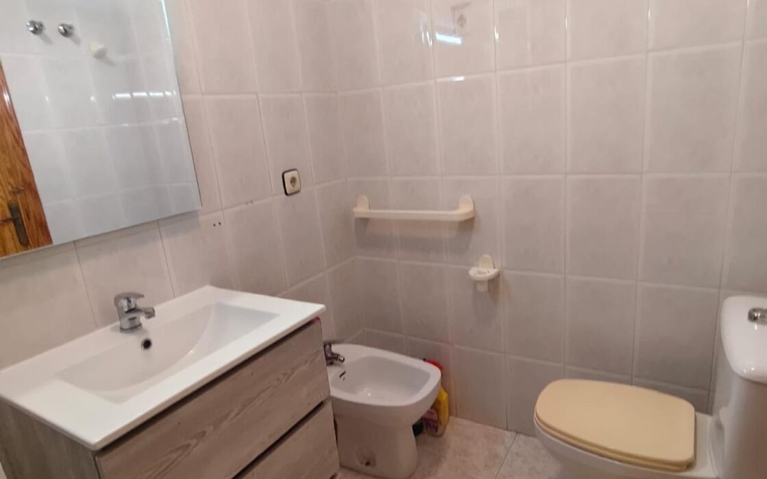 Апартаменты в Торревьехе у моря, 53 кв.м, 3 комнаты