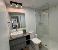 Апартаменты 86 кв.м в Аликанте у моря с террасой